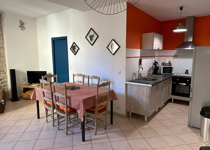 Arles Appartement En Plein Centre Historique